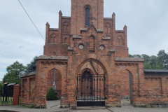 Kościół w Wielbarku brama